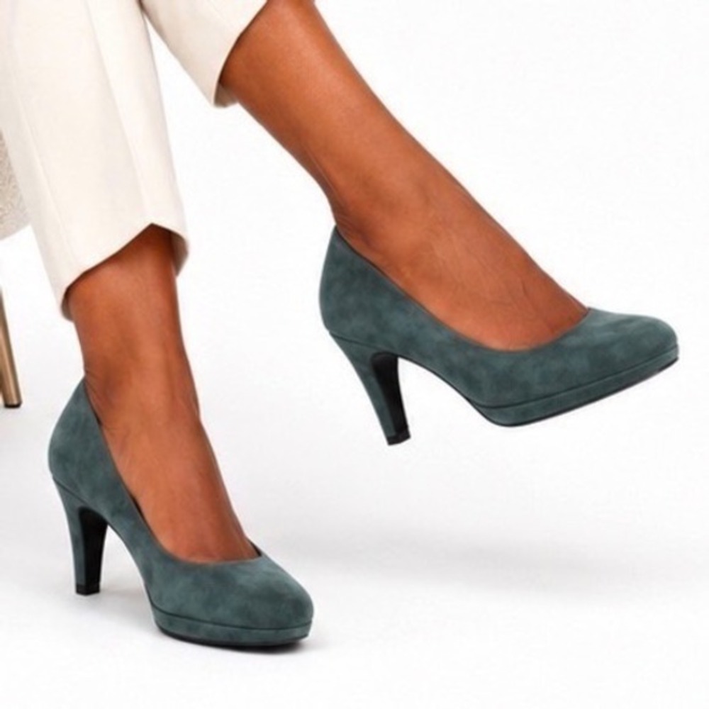 Clarks Indigo Wessex Wyvern Teal Suede Platform Pumps Heels 11M Preppy‎ 02-04